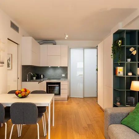 Appartement Suzzani 96 - Bicocca Area Milaan