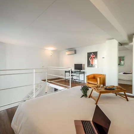 Duomo - Linate Luxury Loft With Wifi & Netflix