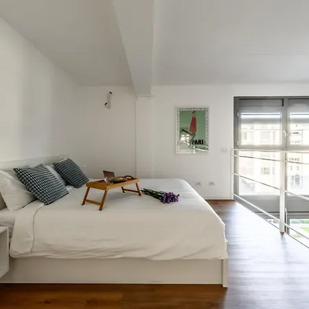 Duomo - Linate Luxury Loft With Wifi & Netflix * ميلان