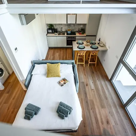Duomo - Linate Luxury Loft With Wifi & Netflix * Милан