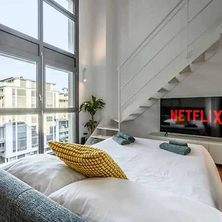 Duomo - Linate Luxury Loft With Wifi & Netflix
