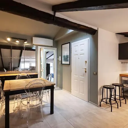 Youhosty - Attico Citta Studi Apartment