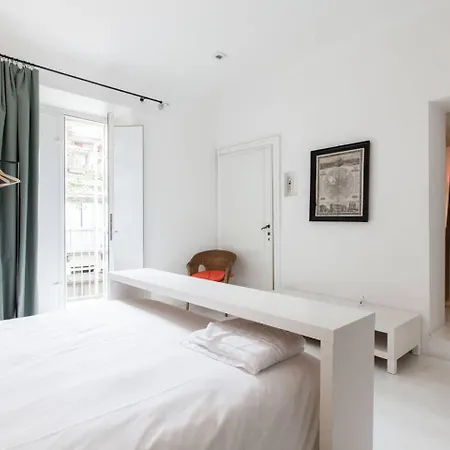 Casa Milano- Apartments And Rooms