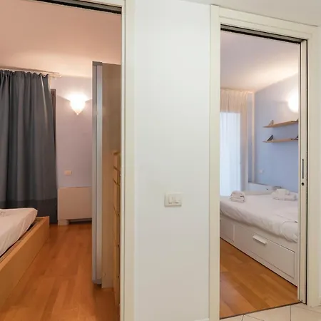 Daire Xenia - Spacious Three-room 10 Min From Linate