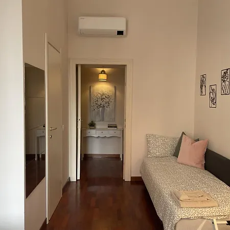 Umbria 60 Apartment Milan