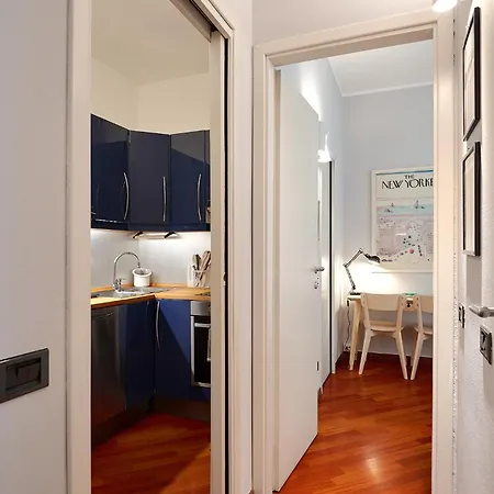 Xenia - Intimate 10 Min From Duomo Apartment