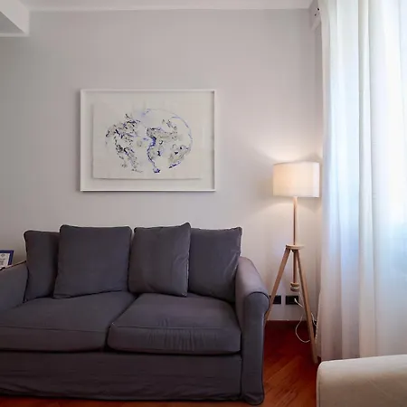 Xenia - Intimate 10 Min From Duomo Apartman Milánó