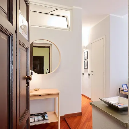Xenia - Intimate 10 Min From Duomo Апартаменты