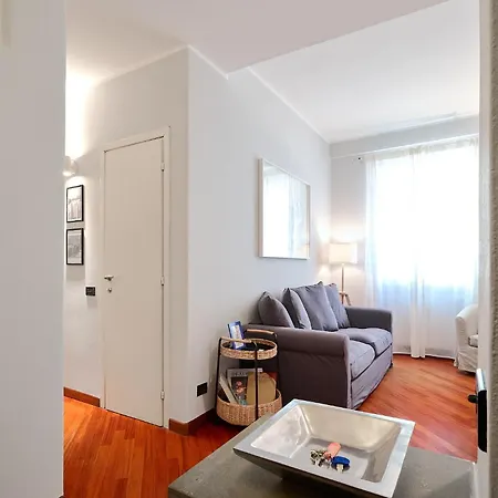 Xenia - Intimate 10 Min From Duomo