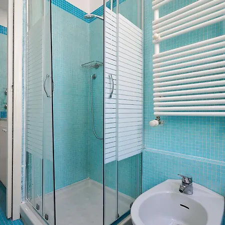 Apartment Xenia - Intimate 10 Min From Duomo Milan