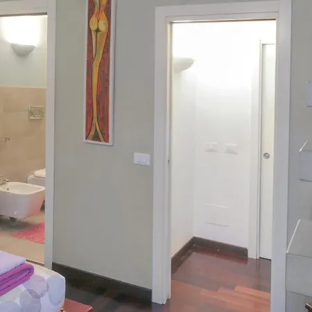 Comecasa 3 Bedrooms In Navigli Apartment Milan