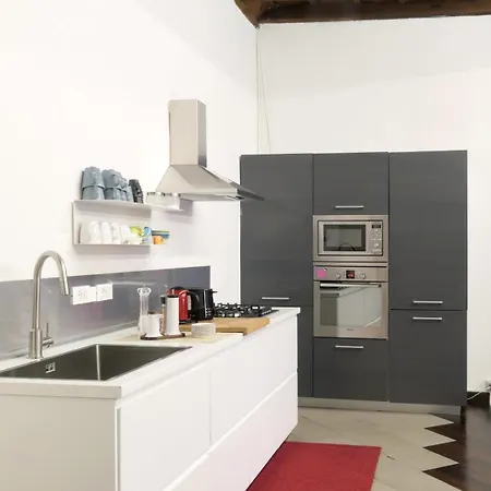 Comecasa 3 Bedrooms In Navigli Apartment