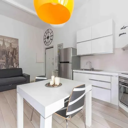 Lovely In Citta Studi Appartement Milaan