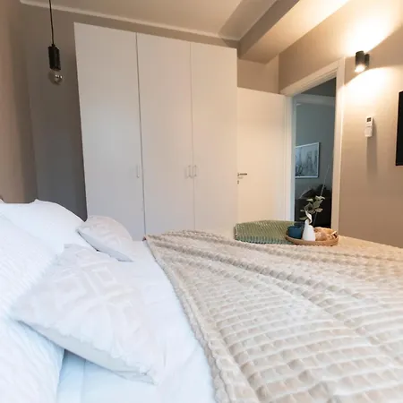 Ihost Luxury -free Parking- Plana 6 Apartment *