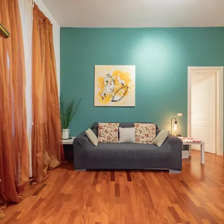 Apartment Orange *