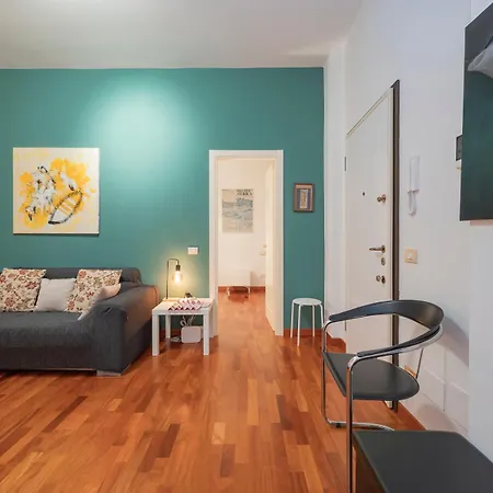 Orange Apartment Milan
