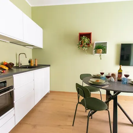 Ihost Luxury -free Parking- Plana 6 Apartment