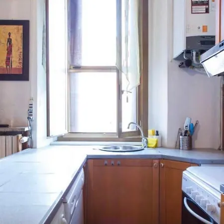 Apartment Cozy Furnished In The Hearth Of Milan