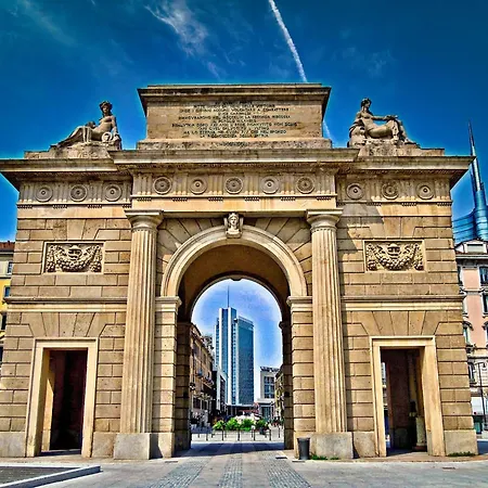 Brera Smart Attic With Self Check-in Near Porta Garibaldi ميلان