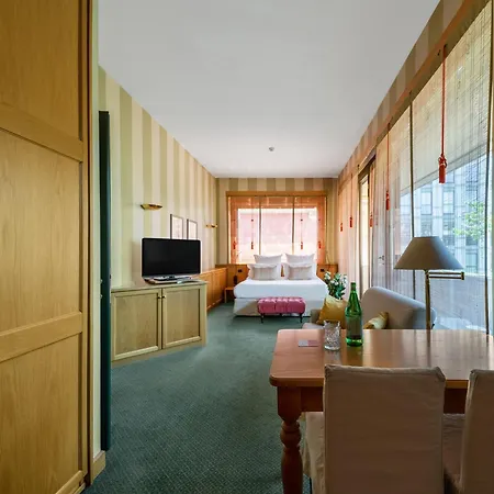 Numa Camperio Aparthotel