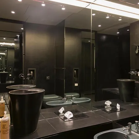 Straf, Milan, A Member Of Design Mailand