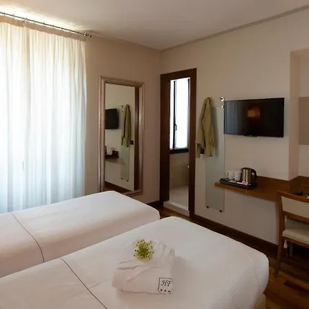 Ξενοδοχείο Fenice 3*