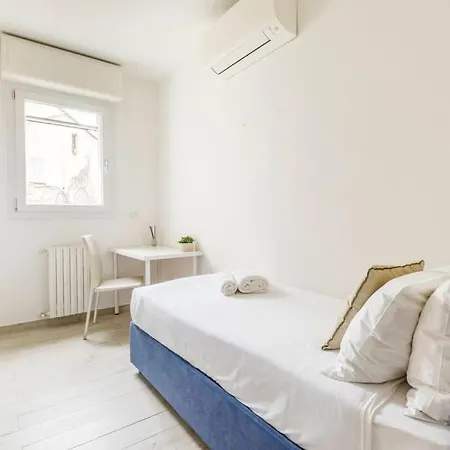 Brand New 3 Bedrooms In Navigli Area Apartment
