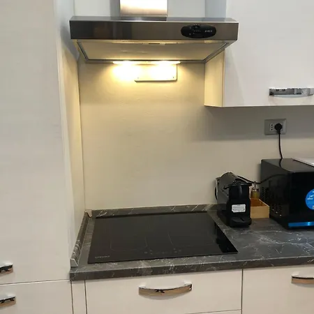 Apartament N&ghomesweethome Canova Accogliente - Affari *