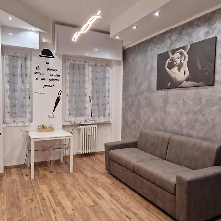 شقة N&ghomesweethome Canova Accogliente - Affari