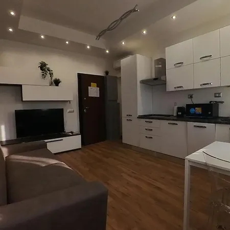 N&ghomesweethome Canova Accogliente - Affari شقة ميلان