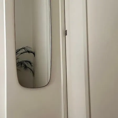 아파트 Alma Casa In Center