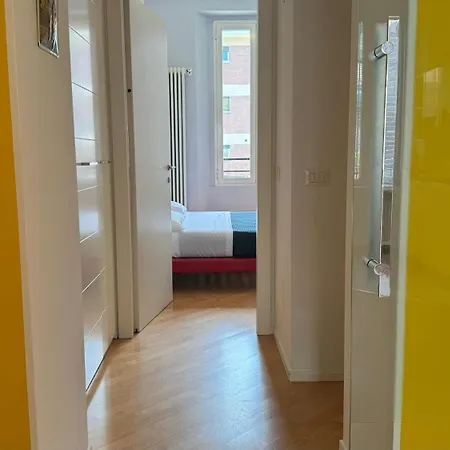 Travelers' House - Metro M4 - Linate - Citta Studi * Milan