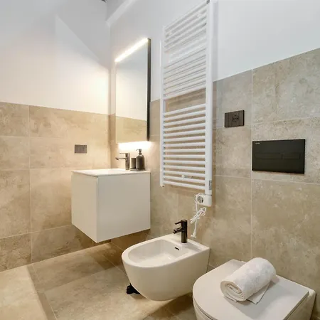 Just Urban - Boutique With Parking And Gym Milano