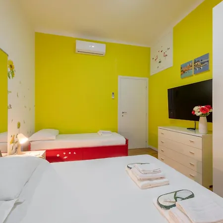 Giacosa, 71 – Comodo Per 6