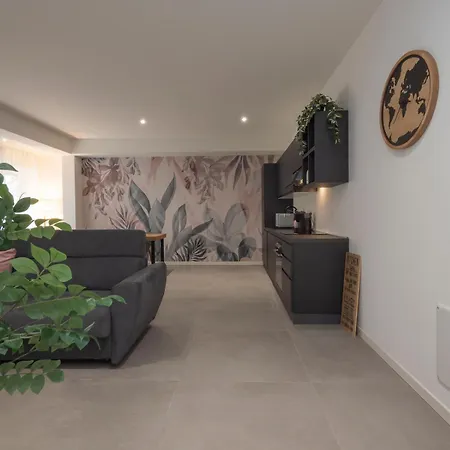 Ihost Luxury - Neg Roli 8 *