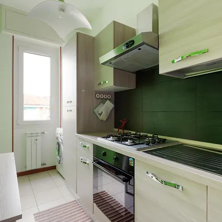 Guesthost - Cosy Milano- Bisceglie M1 Daire