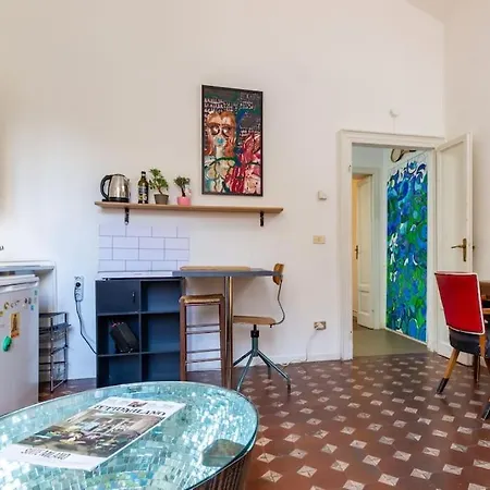 Bohemian Art Apartment. One Bedroom One Sofa Milan
