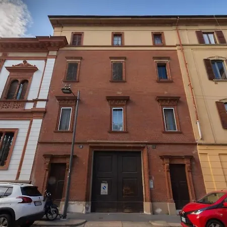 Apartment Bohemian Art Apartment. One Bedroom One Sofa Milan