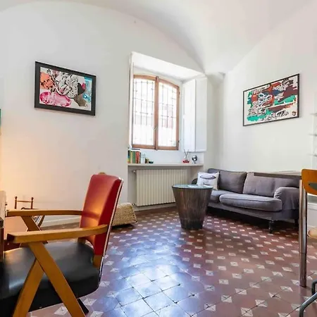 Apartmán Bohemian Art Apartment. One Bedroom One Sofa *