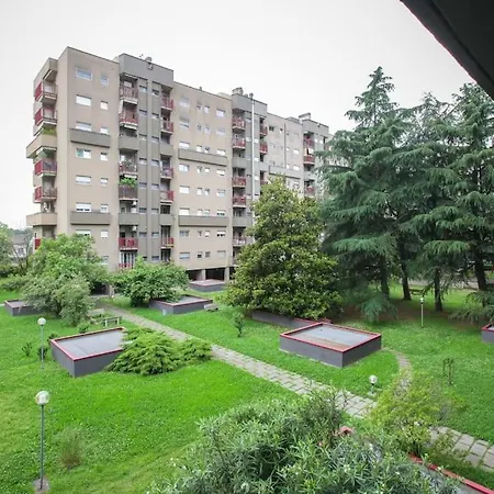 Fieramilano 3br Apartmán *