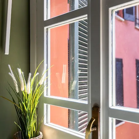 Апартаменты - Alzaia Naviglio Grande *