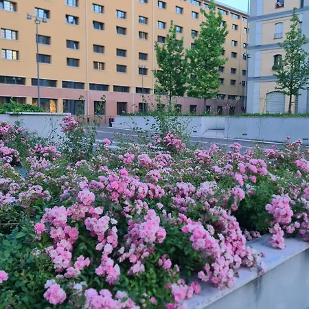 Space Loft - Close To M5 Subway - Free Parking - Sky & Netflix Tv Appartement