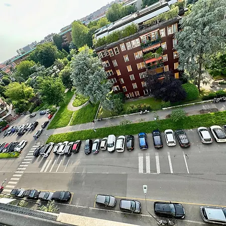 Difronte A San Siro Апартаменты