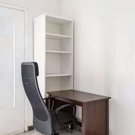 Apartment 5 Minuti Dai Navigli - Wifi Gratis - Monolocale Ben Servito *