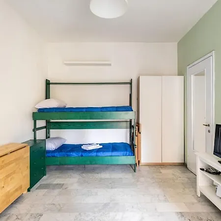 5 Minuti Dai Navigli - Wifi Gratis - Monolocale Ben Servito Apartment Milan