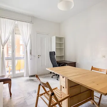 5 Minuti Dai Navigli - Wifi Gratis - Monolocale Ben Servito Apartment Milan