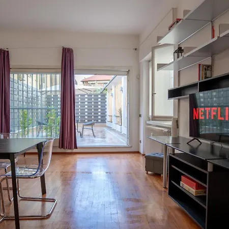 Oasi Di Relax E Terrazza In Porta Romana Apartment