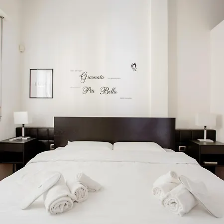Oasi Di Relax E Terrazza In Porta Romana Apartment