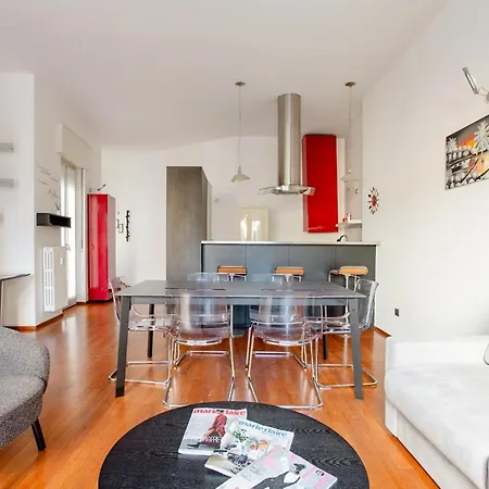 Oasi Di Relax E Terrazza In Porta Romana Apartment *