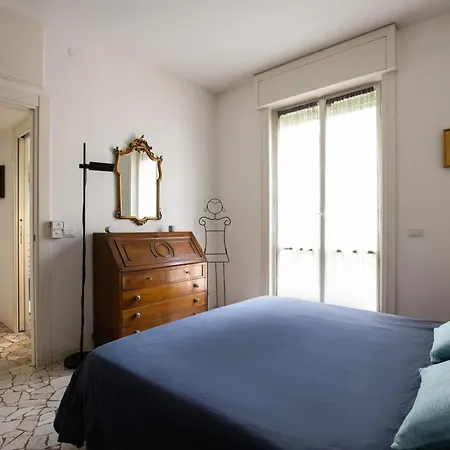 Arco Della Pace Nest - Location *